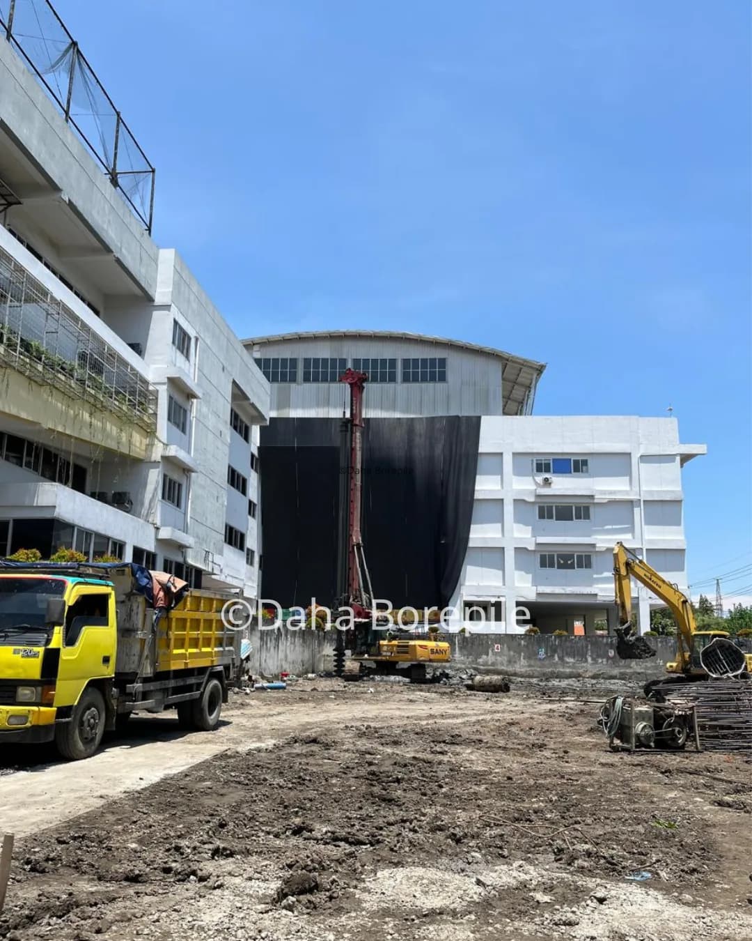 pekerjaan-pondasi-bore-pile-gedung-sekolah-little-sun-school-surabaya